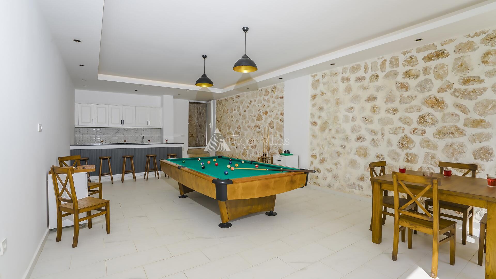 Villa Hillside 3 — 55