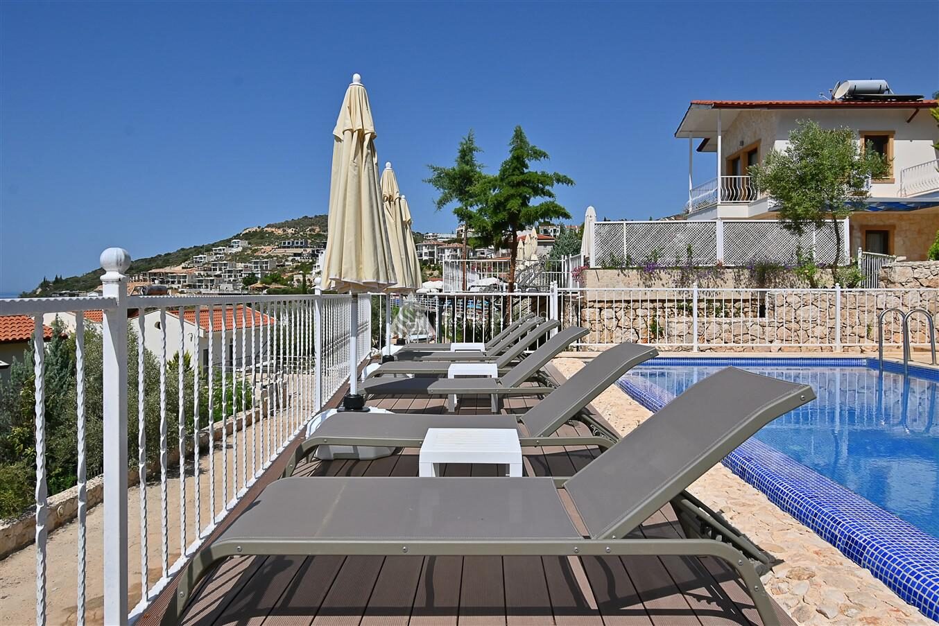 Villa İris — 12
