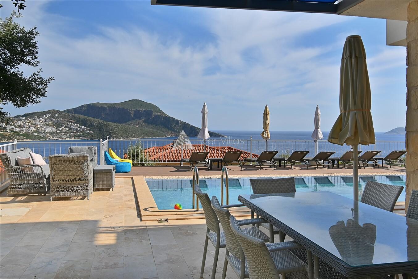Villa Hermes 1 – villa for rent in Ortaalan
