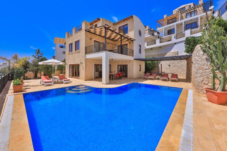 Villa Serta — 3