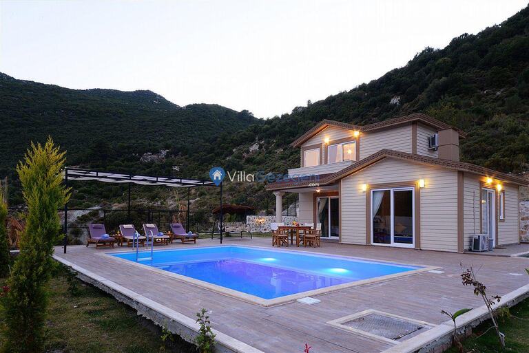 Villa Medis 1 — 3