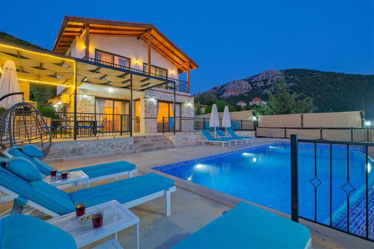 Villa Nazlı — 1