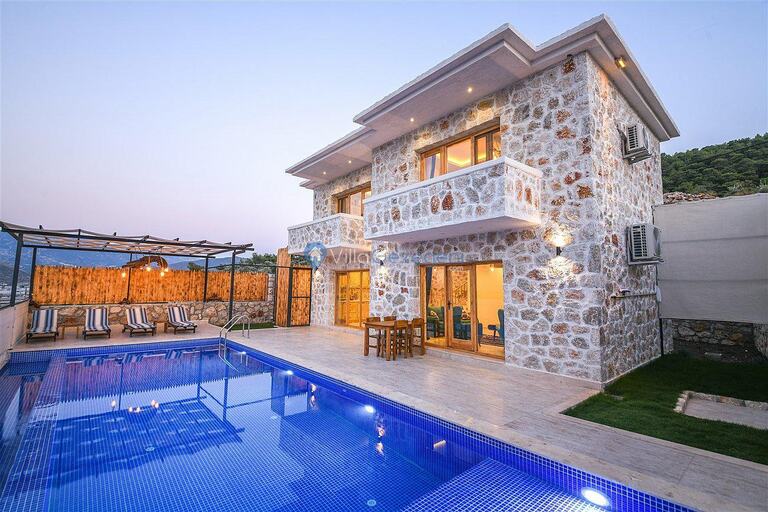 Villa Jet — 2