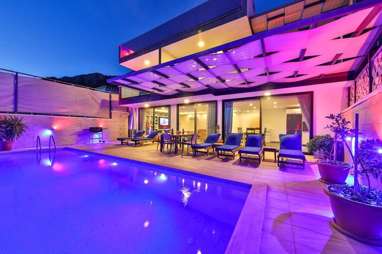 Villa Zaz — 1