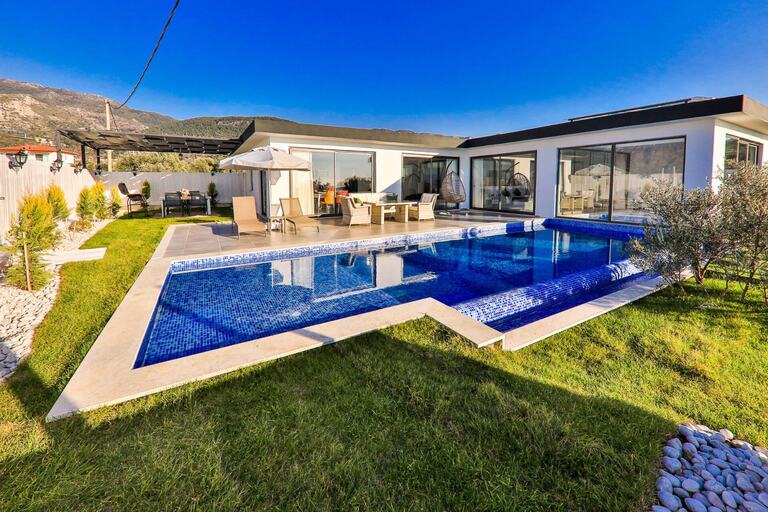 Villa Mehcan — 1