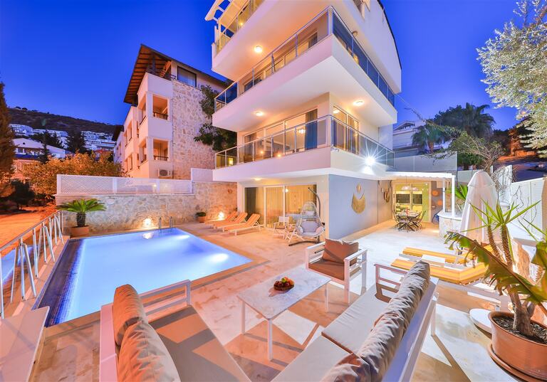 Villa Golden Lotus — 1