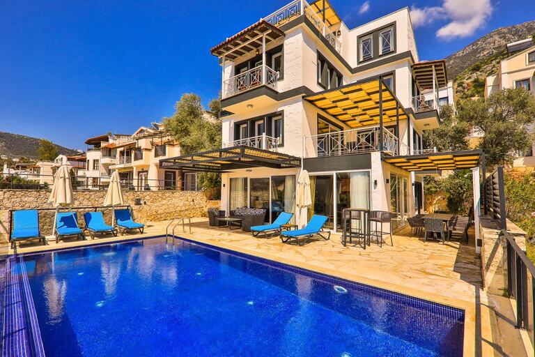 Villa Royal Hills 2 — 3