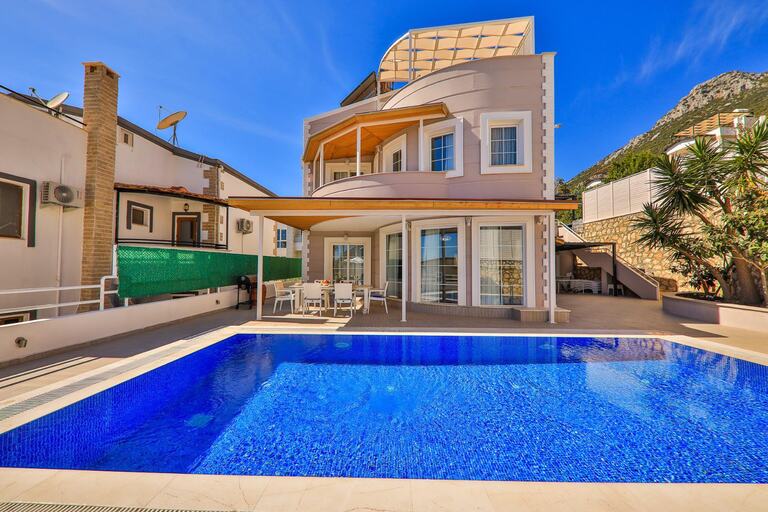 Villa Bitcoin — 1
