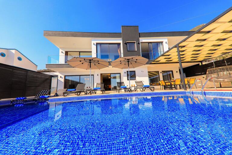 Villa Bliss — 2