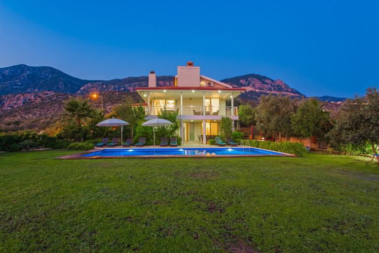 Villa Just — 2