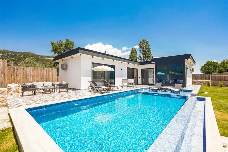 Villa Su Perisi — 2