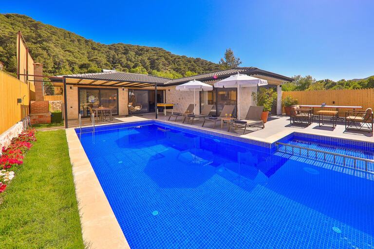 Villa Kalisto — 1