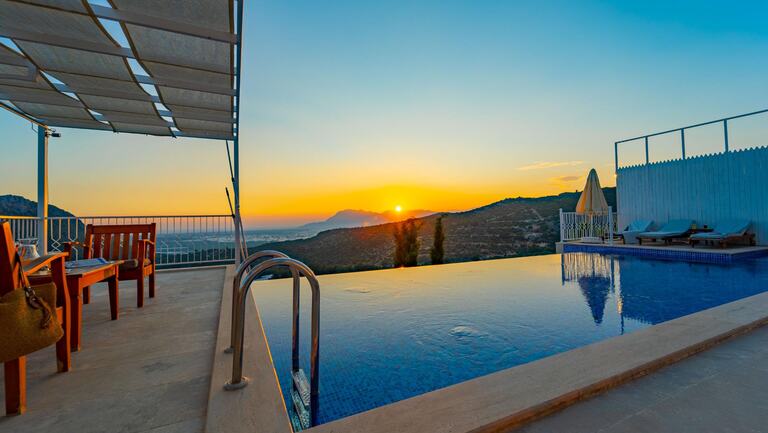 Villa Oscar Pool 1 – villa for rent in Üzümlü