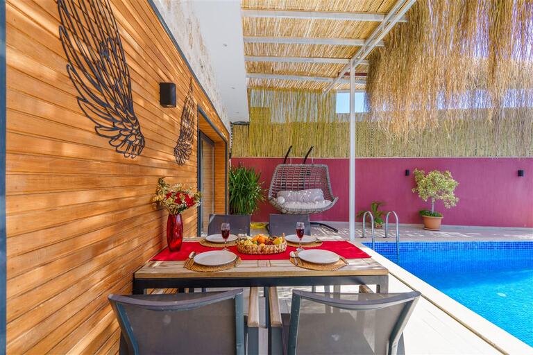 Villa Mira Queen — 3