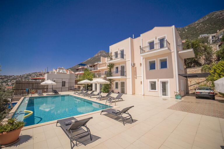 Villa Abis — 3