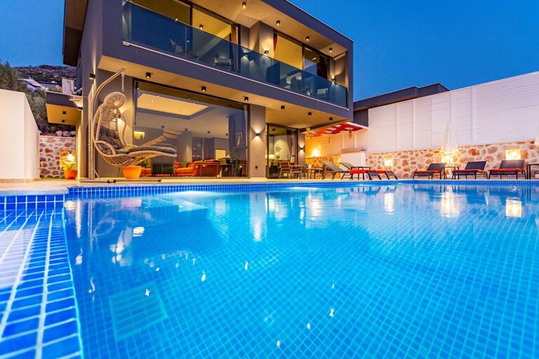 Villa Likya Black — 2