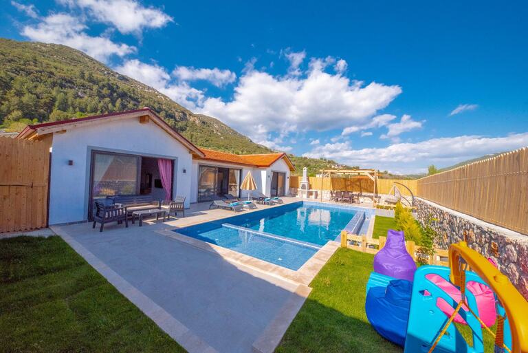 Villa Dessa — 3