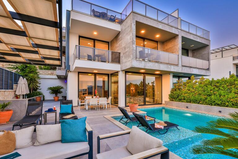 Villa Hecky Extra — 1