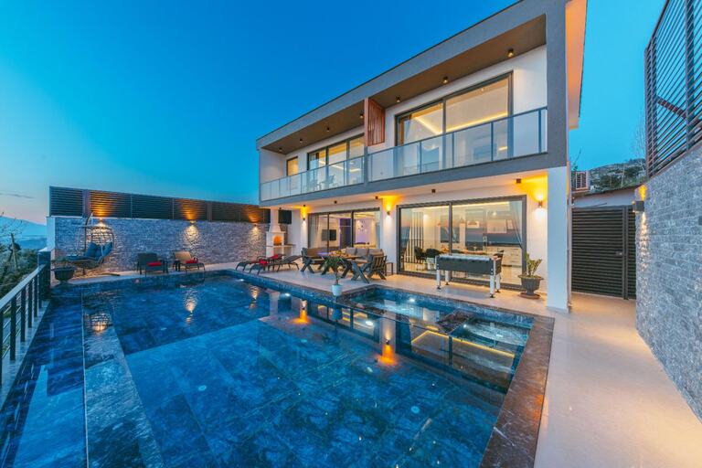 Villa Xanadu — 3