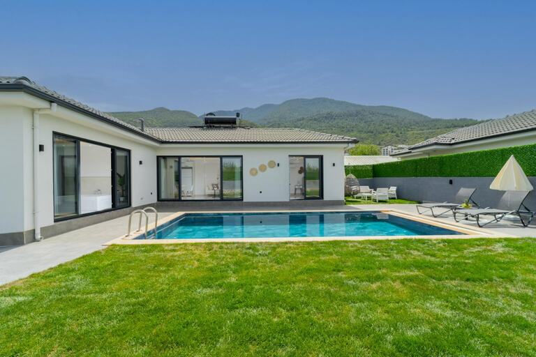 Villa Libertas 1 — 1