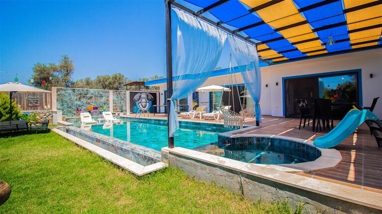 Villa Piker House — 1