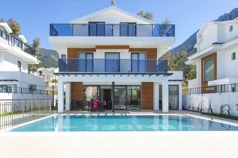 Villa Berzan — 2