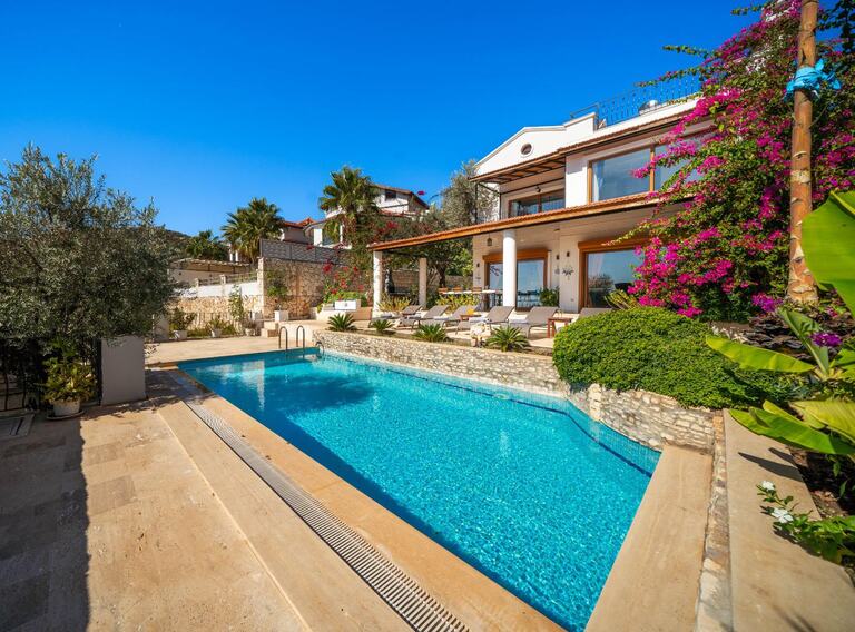 Villa Seas The Day — 1