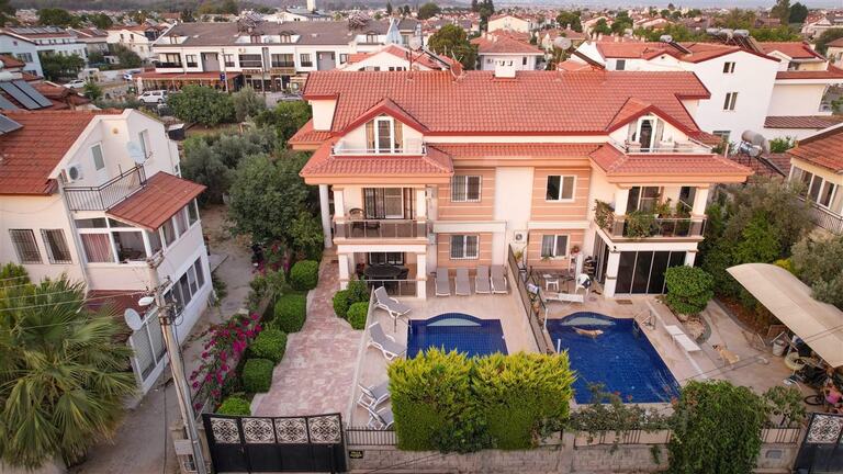 Villa Mango — 1