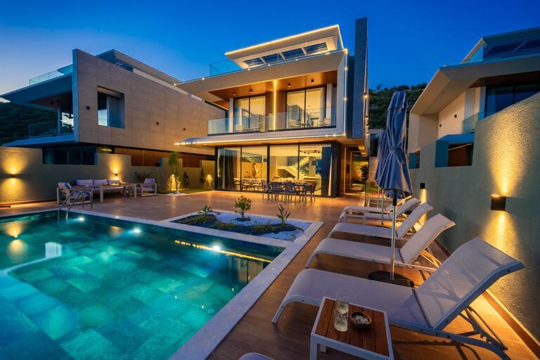 Villa Aura E — 1