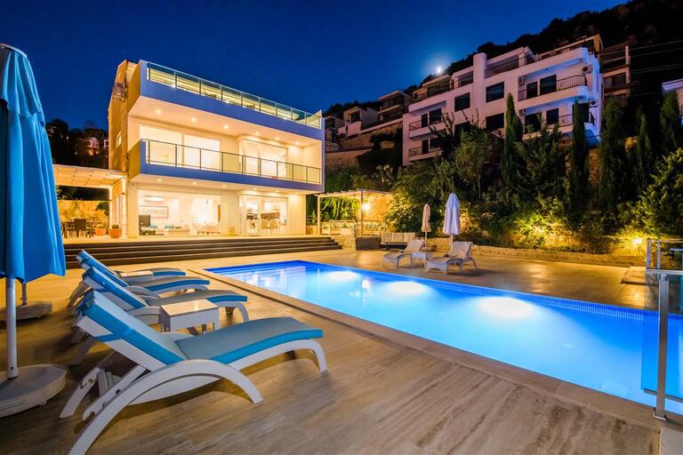 Villa Hillside Kışla — 1
