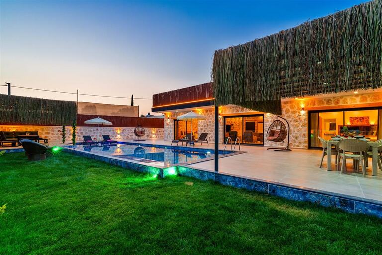 Villa Elysia — 1