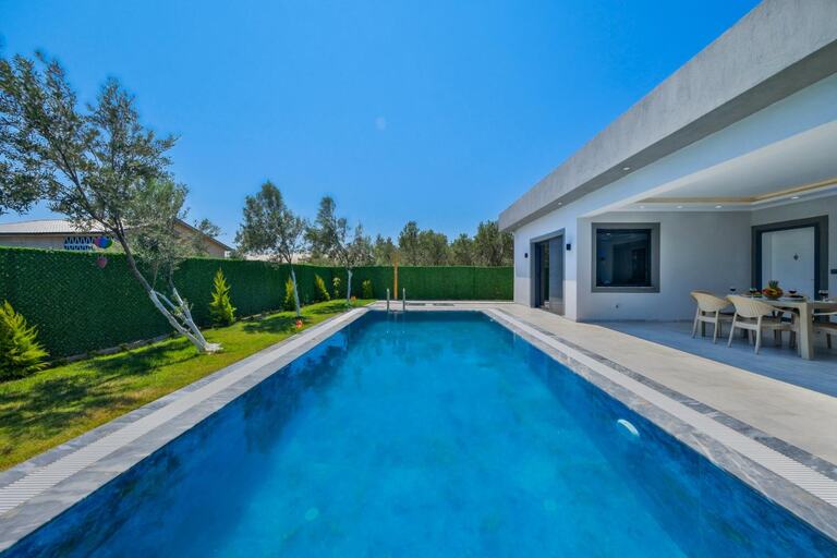 Villa Olive — 2