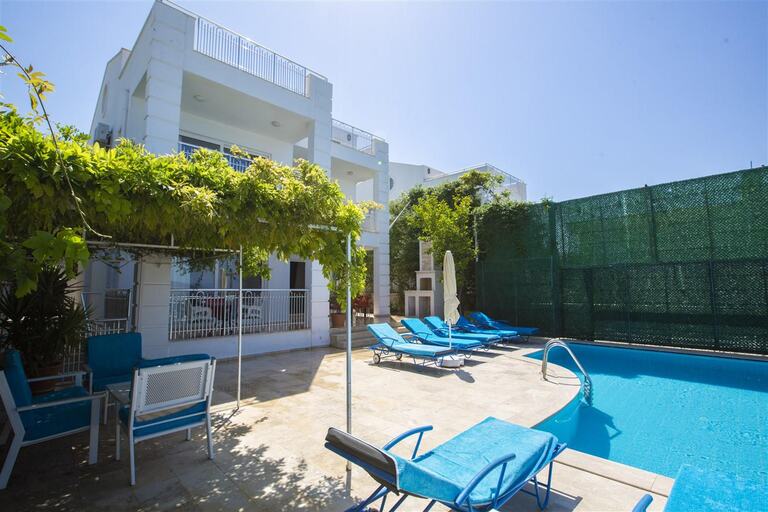 Villa Baysal Bergamot — 3