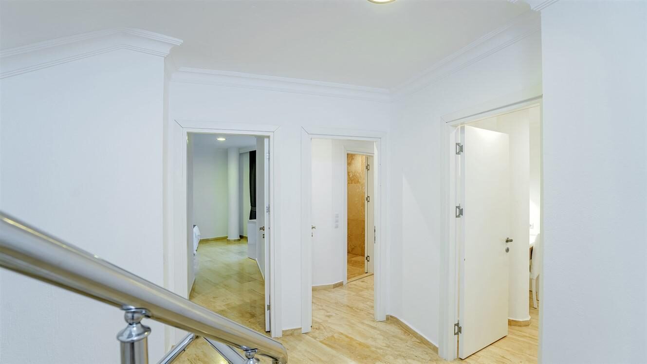 Villa Neptune — 93