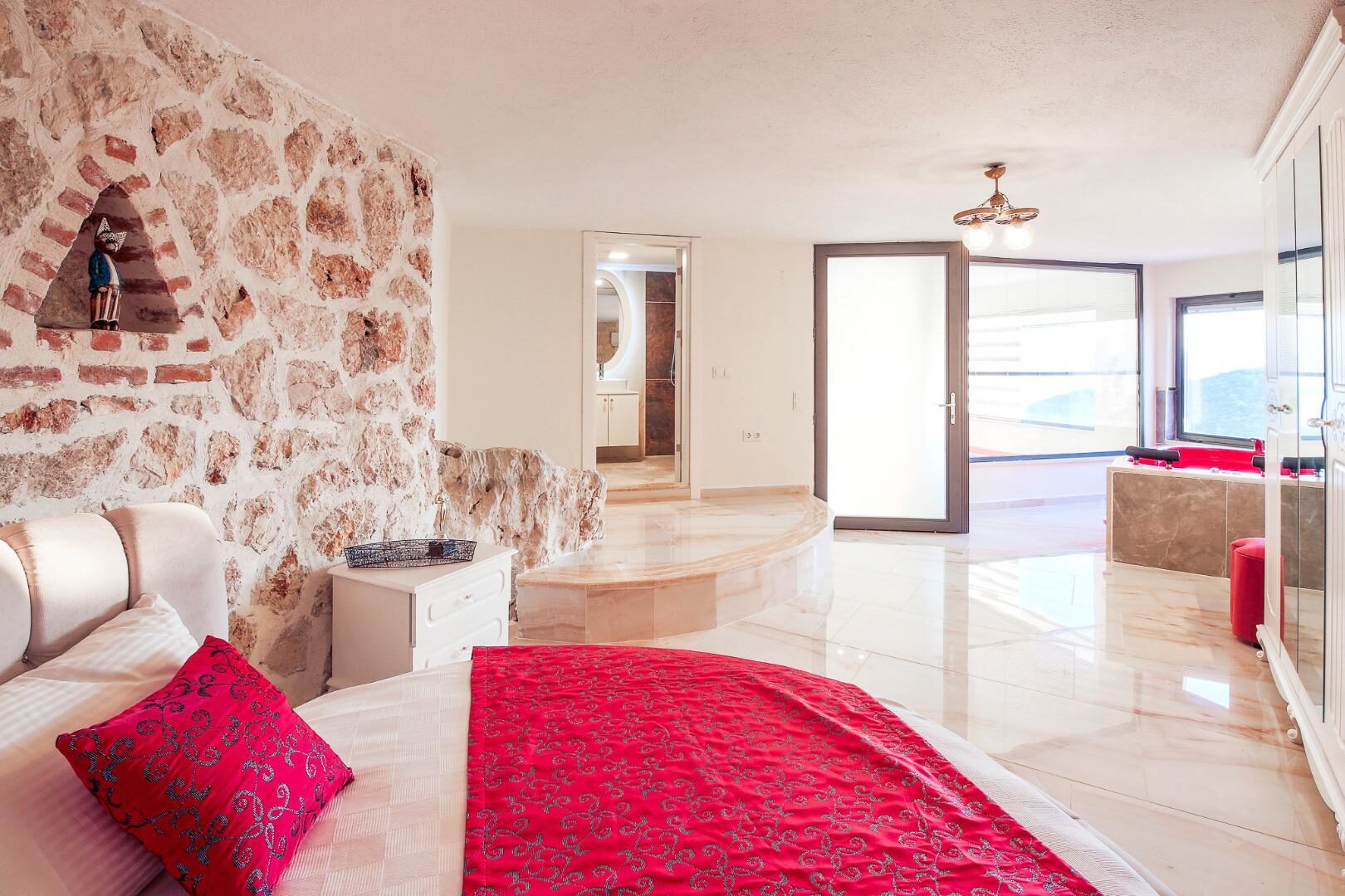 Villa Hills Stone Heart — 8