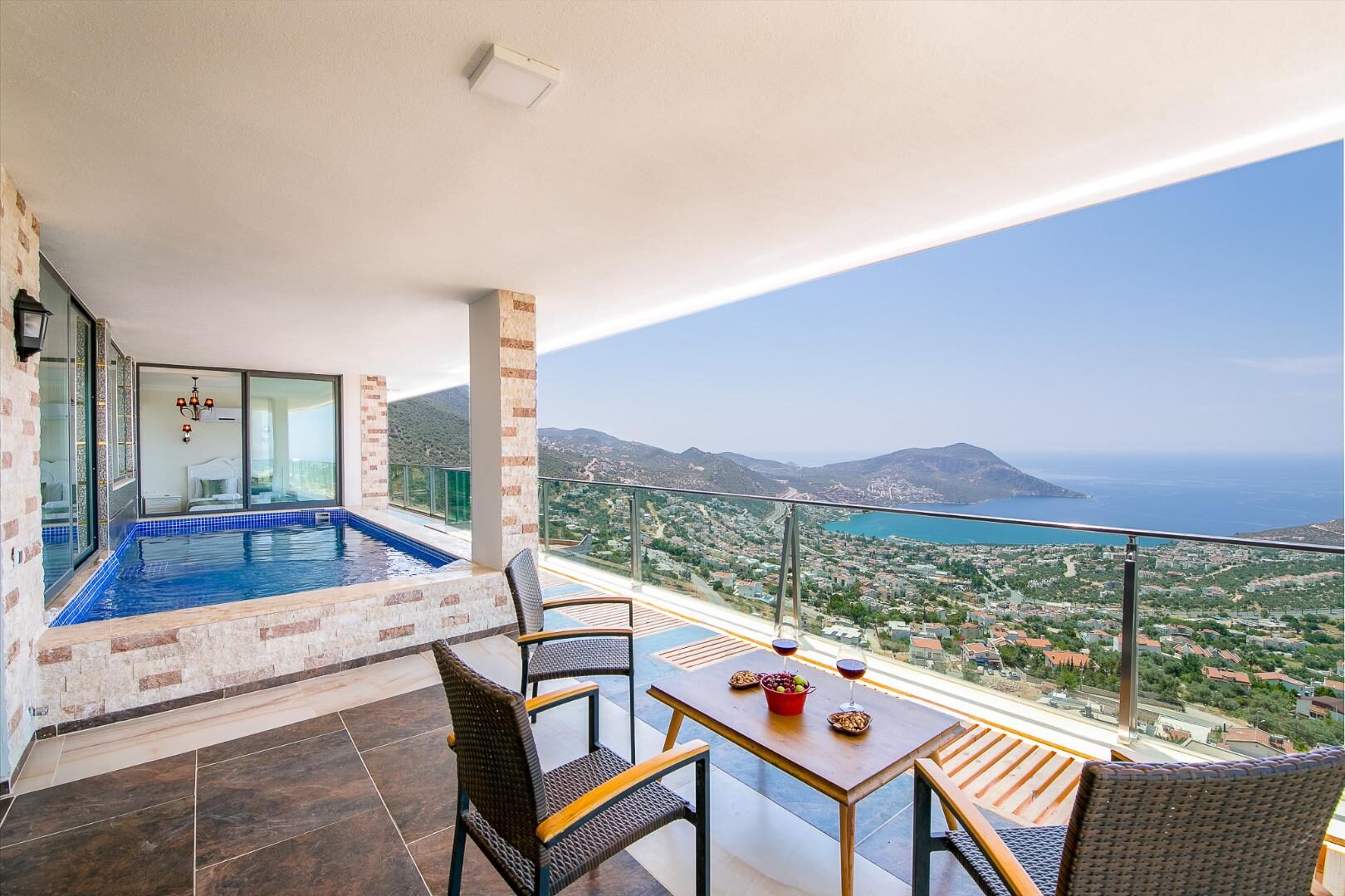 Villa Hills Şato — 33