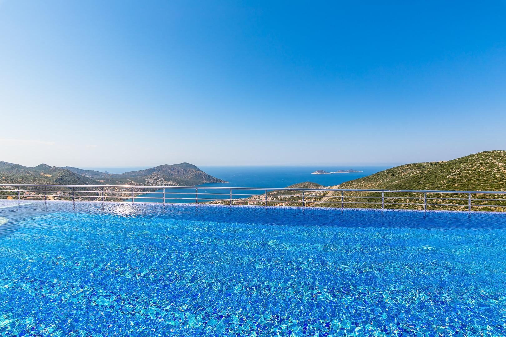 Villa Hills Şato — 52