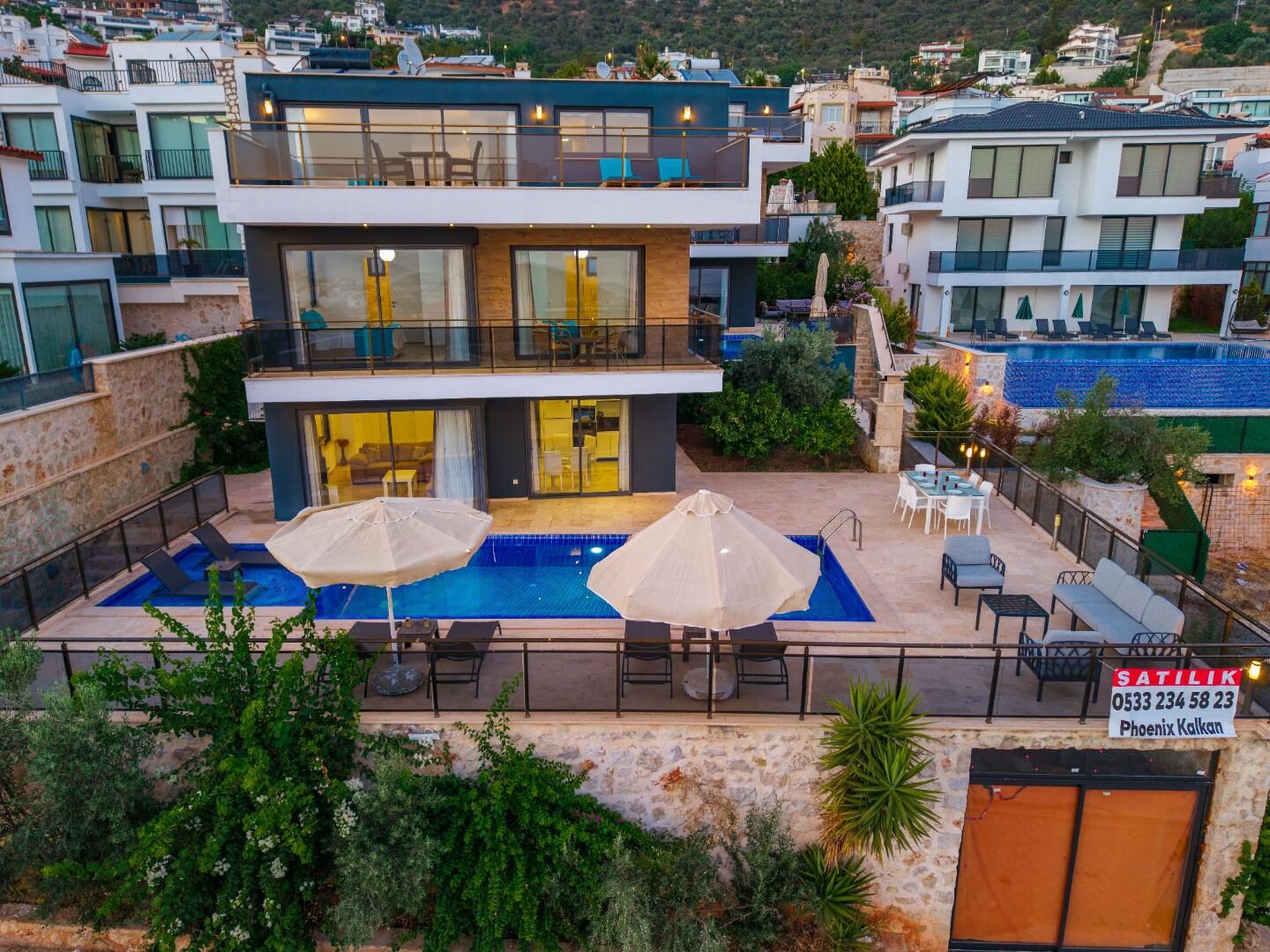 Villa Vala — 36