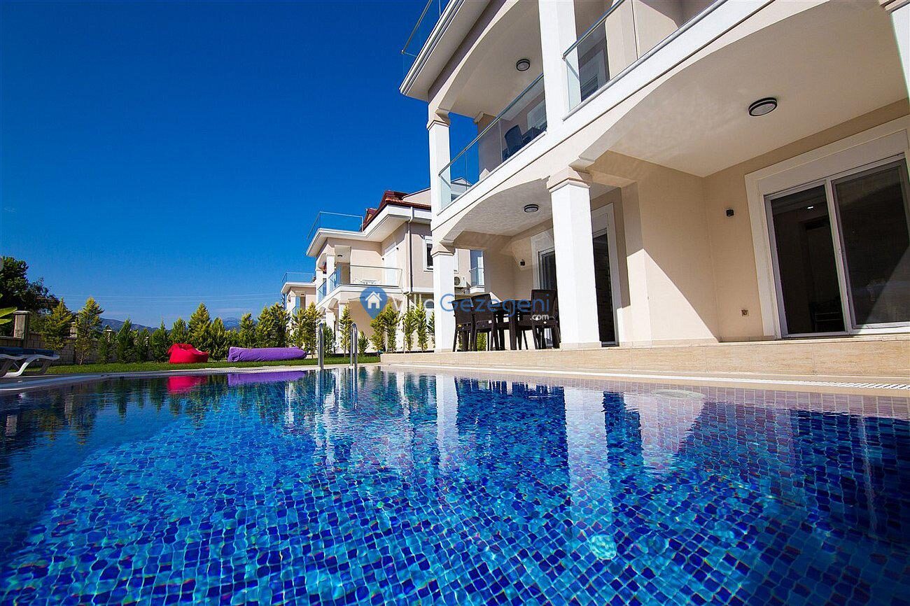 Villa Polo Three — 4