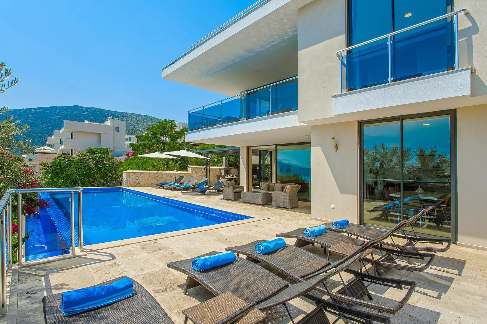 Villa Greenscape — 21