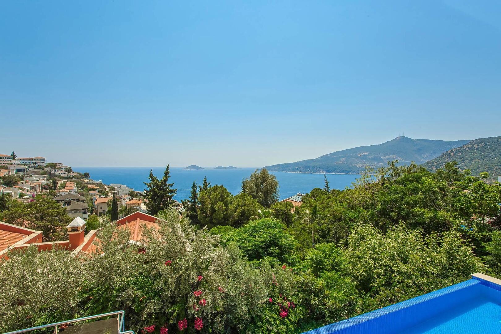 Villa Greenscape — 72