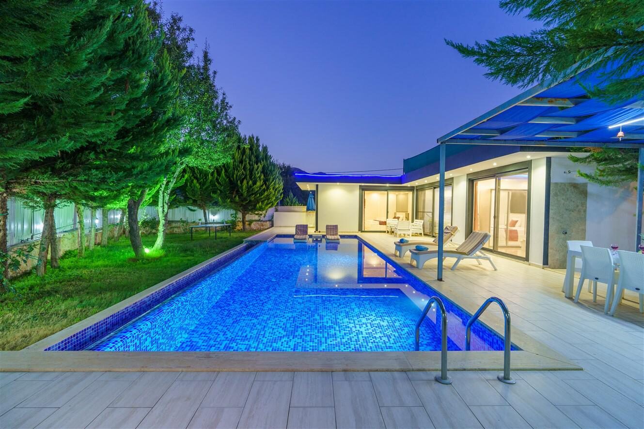 Villa Saha — 10