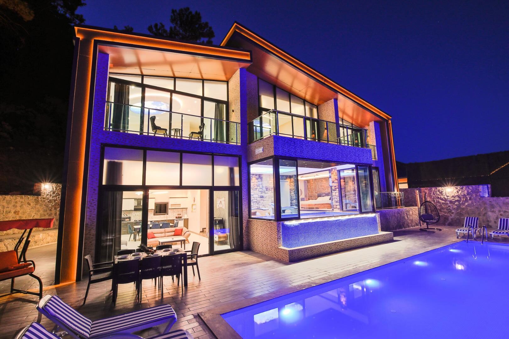 Villa Kalis 4 — 8