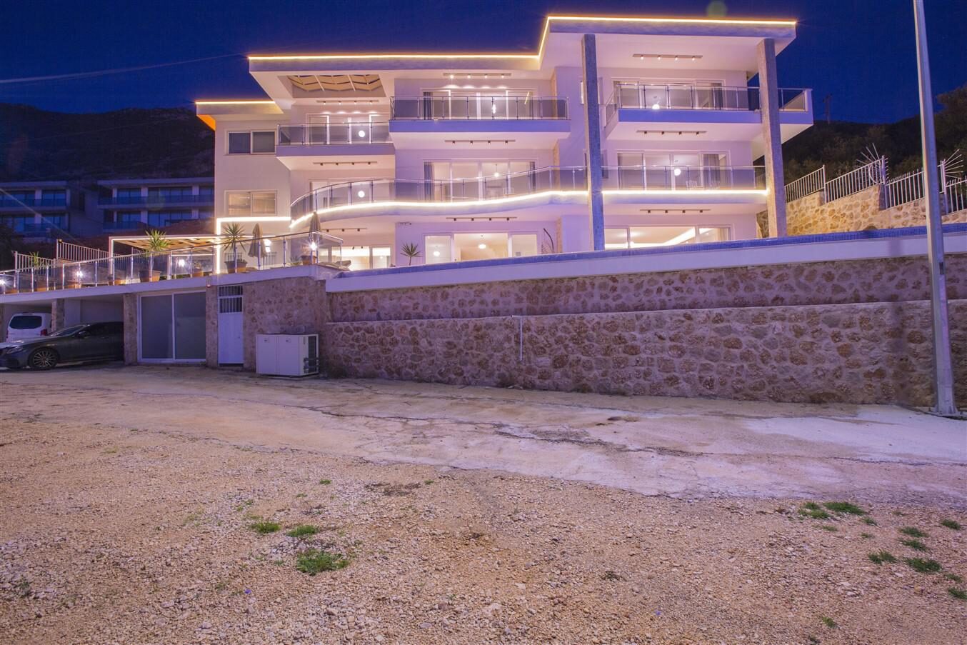 Villa Eagles Lodge — 8