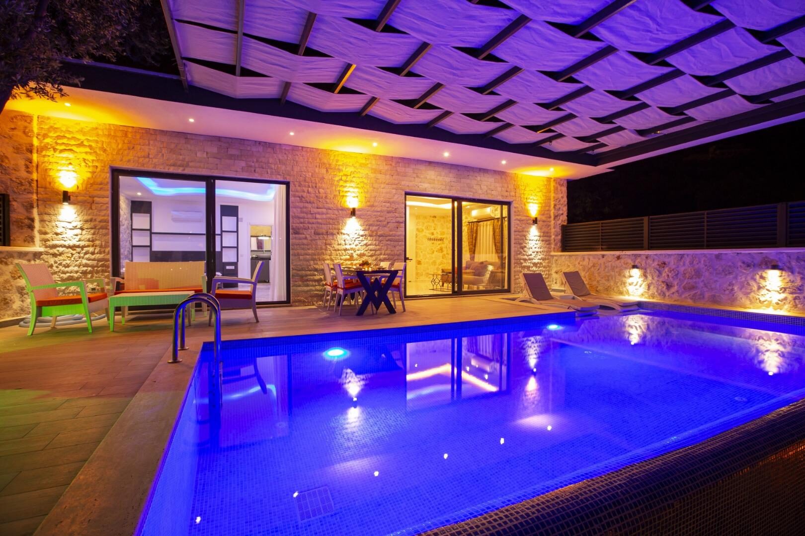 Villa Panama — 13