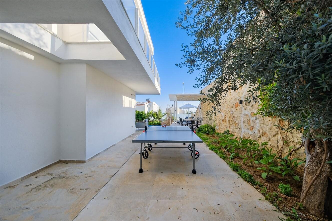 Villa Lumiere 1 — 29