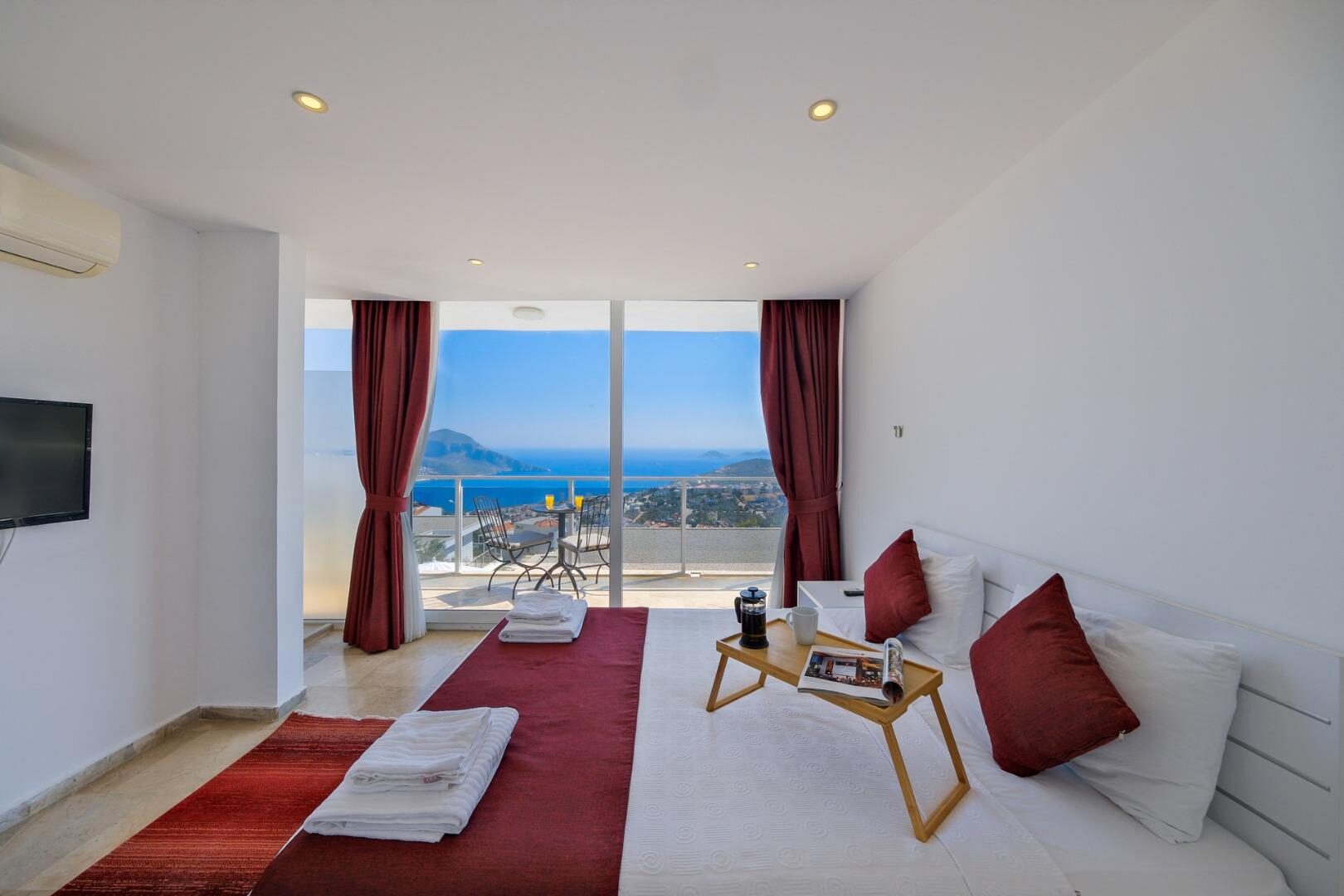 Villa Lumiere 3 — 19