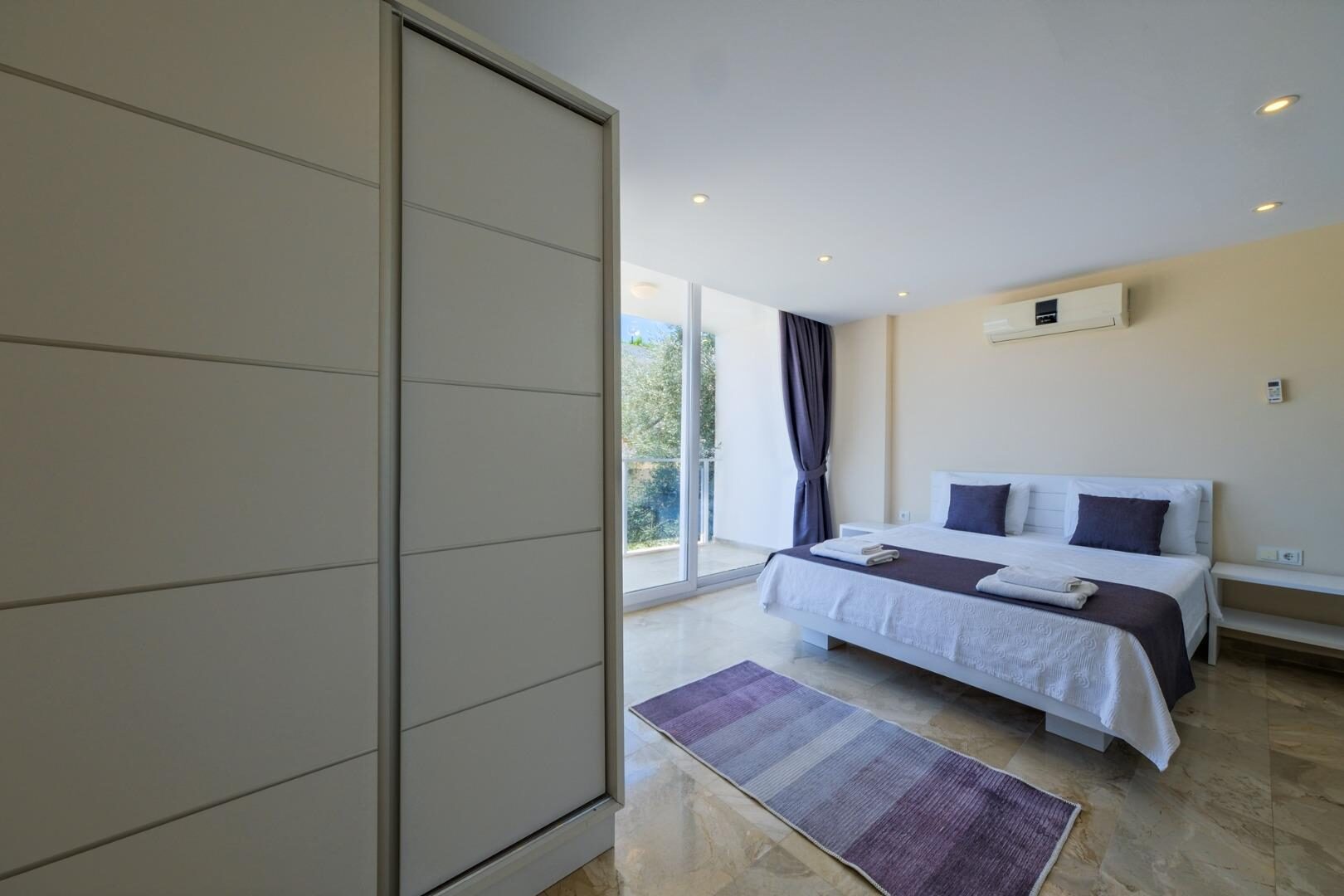 Villa Lumiere 2 — 65