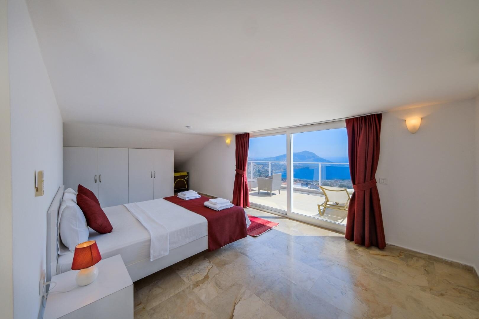 Villa Lumiere 3 — 128