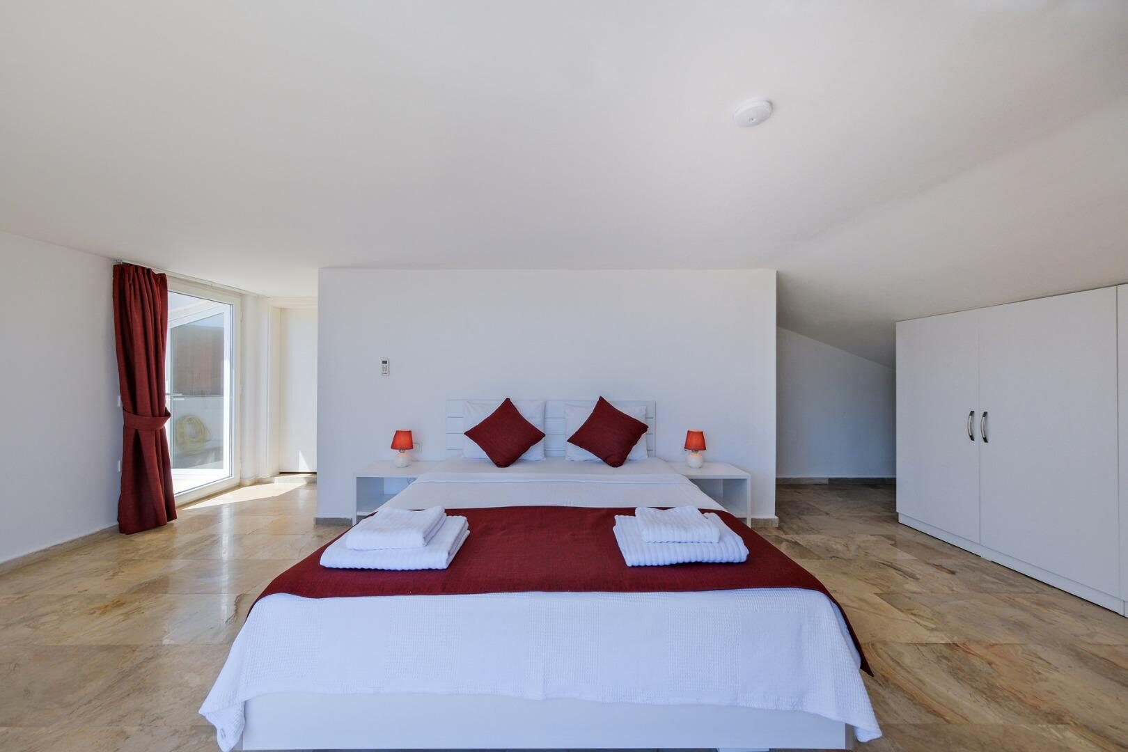 Villa Lumiere 3 — 137